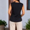 Blusa mujer negra Betty cuello redondo Salomé Perú